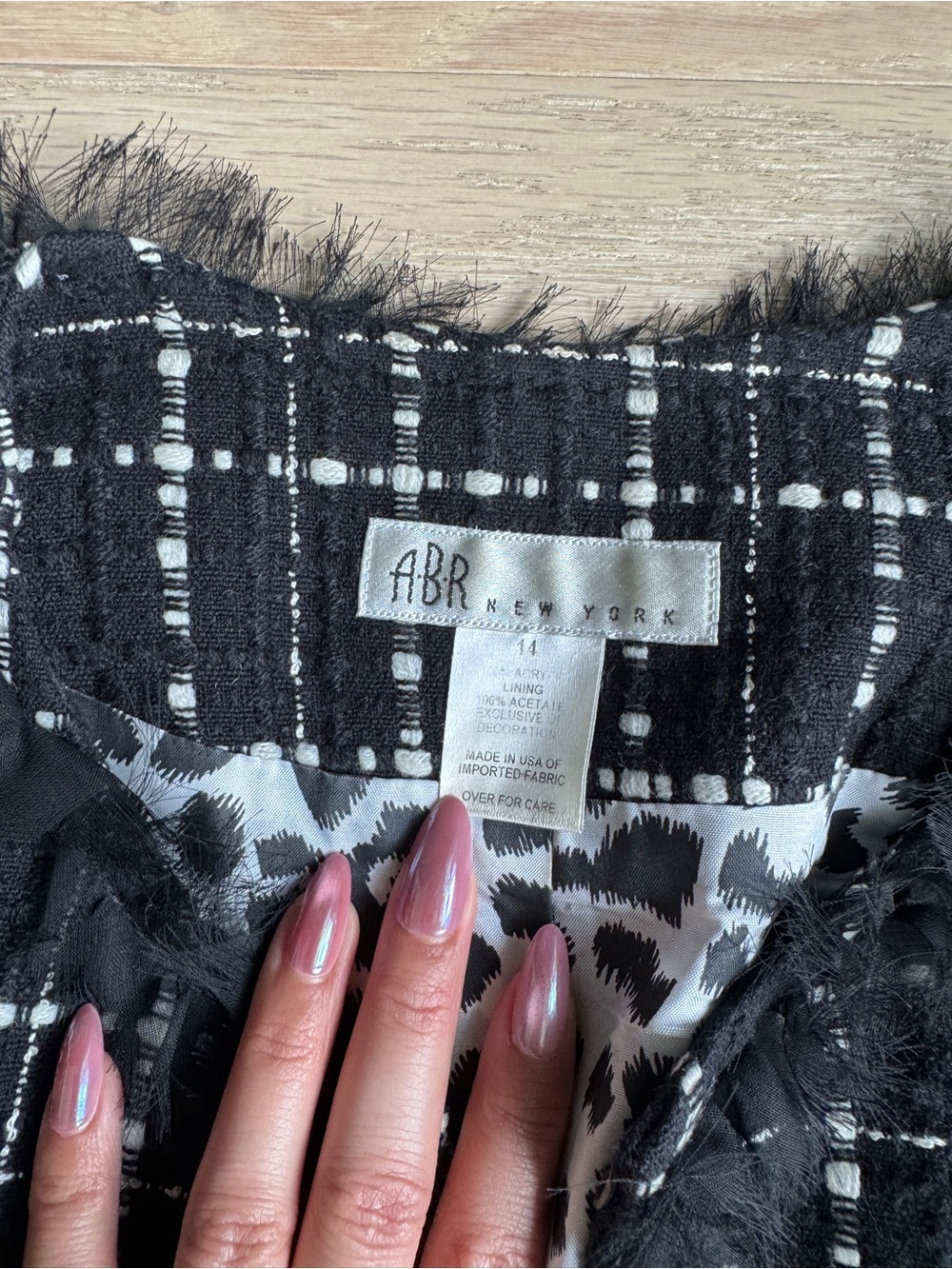 SOLD! ABR New York Womens Plaid Jacket Black White Fringe Lined Long SleevE - Picture 2 of 3